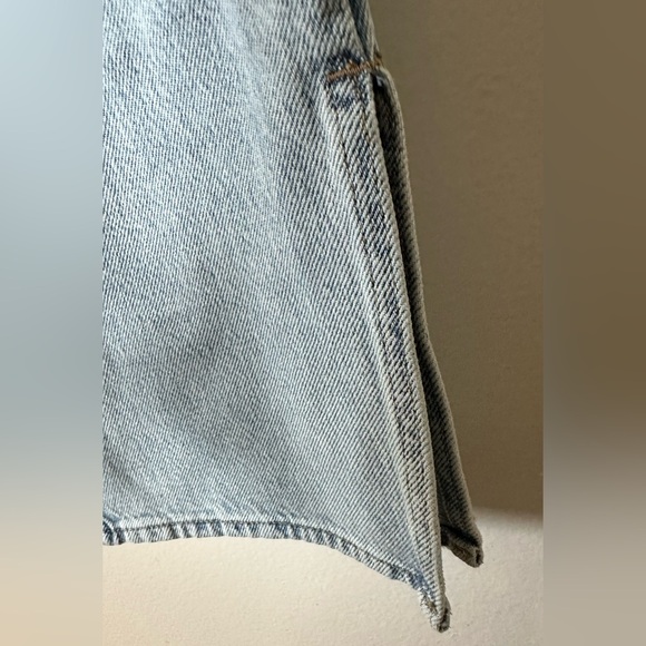 H & M Split Hem Jeans - Picture 2 of 8